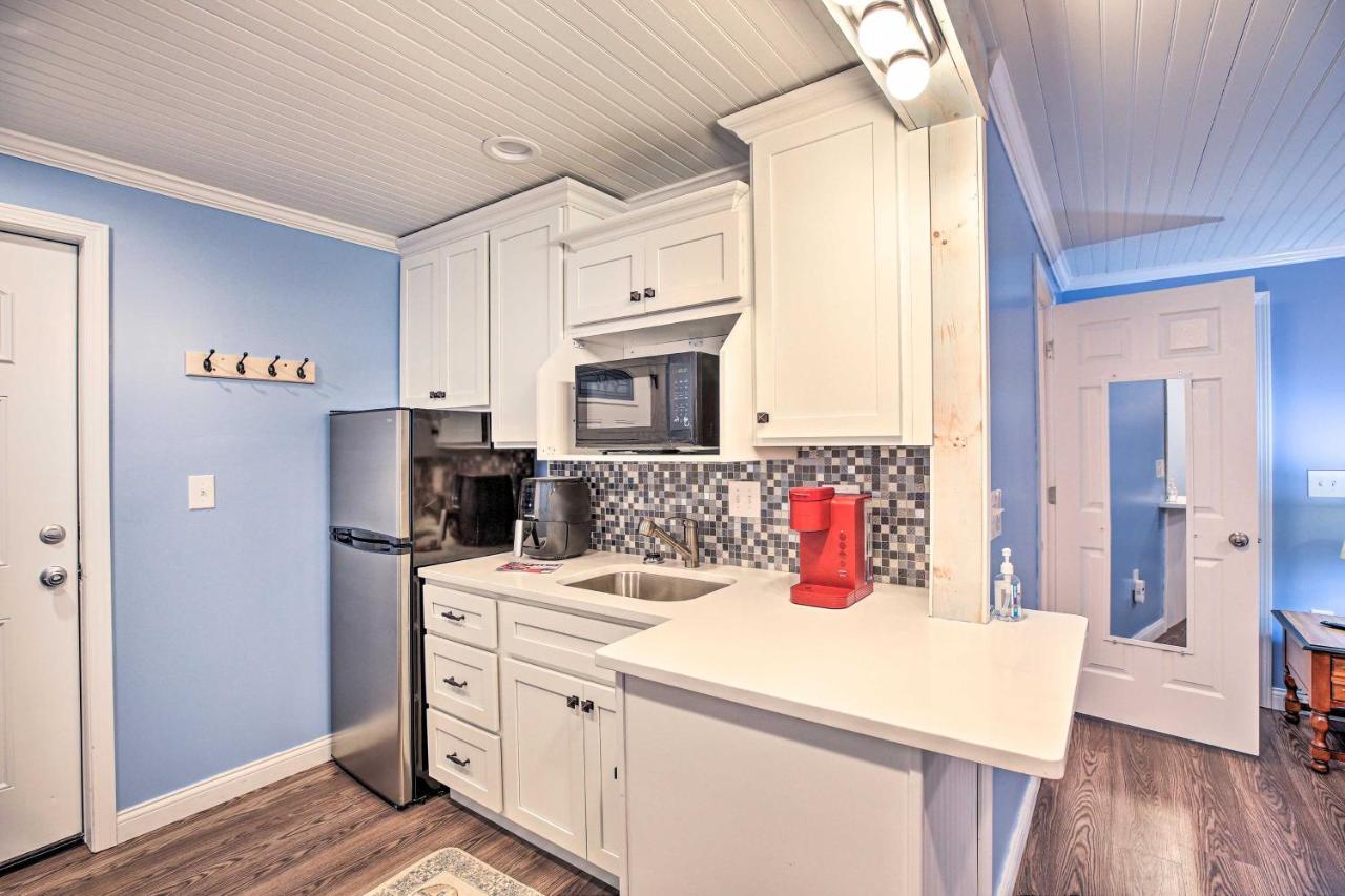Updated Williamstown Apartment With Kitchen! 外观 照片